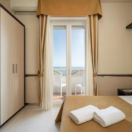 Hotel Mondial Porto Recanati Exterior photo
