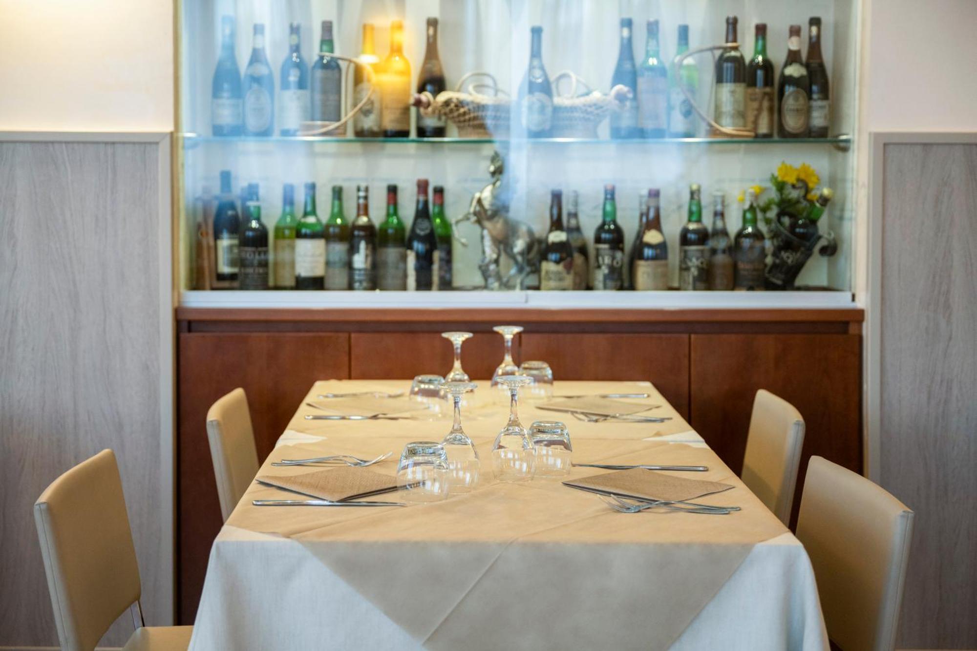 Hotel Mondial