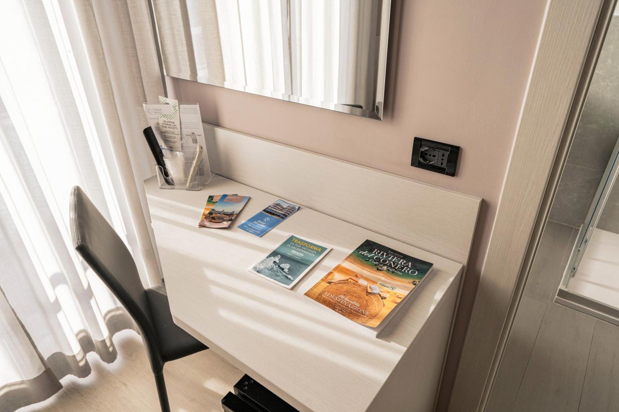 Hotel Mondial 3*