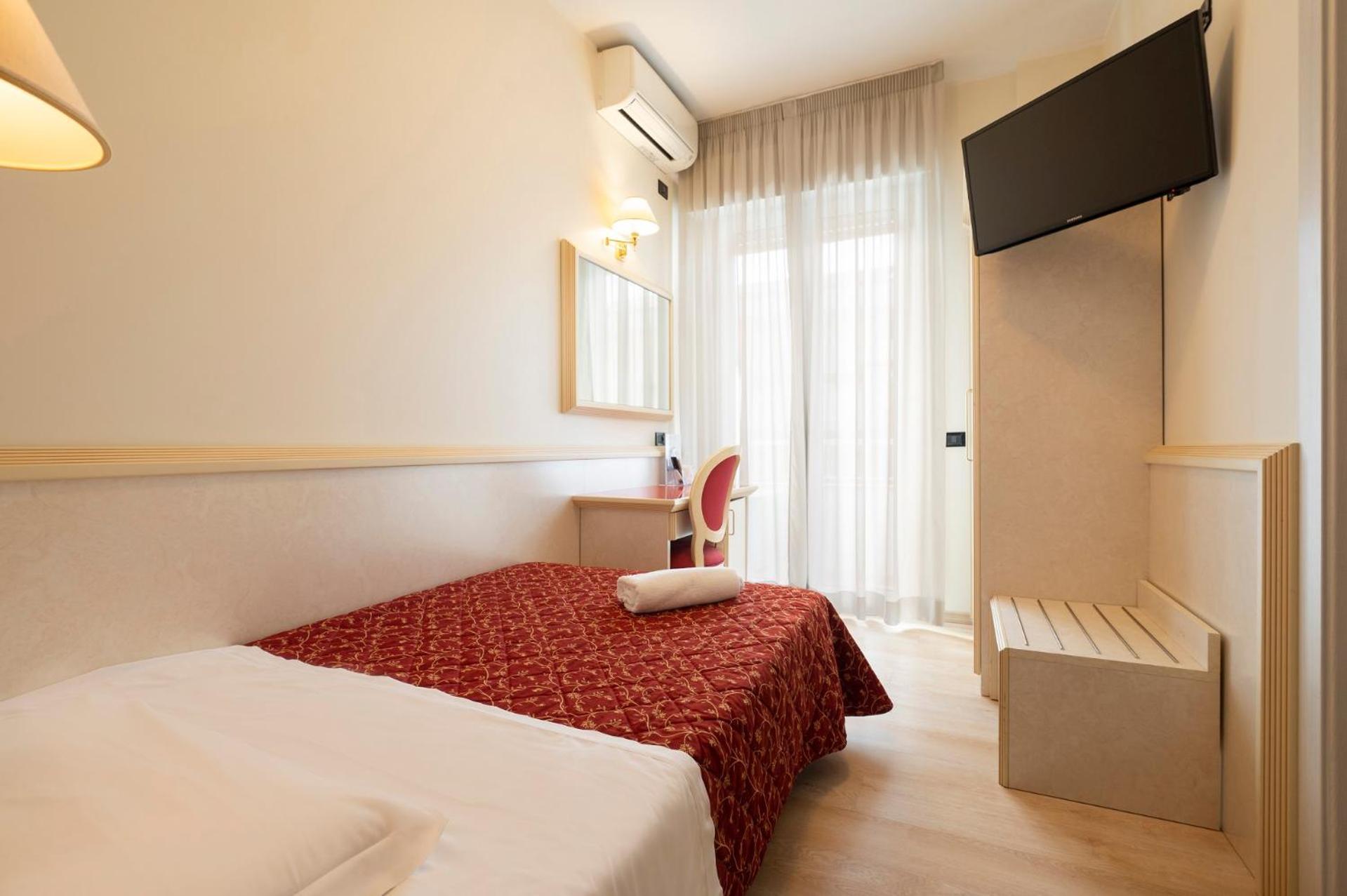 Hotel Mondial Porto Recanati
