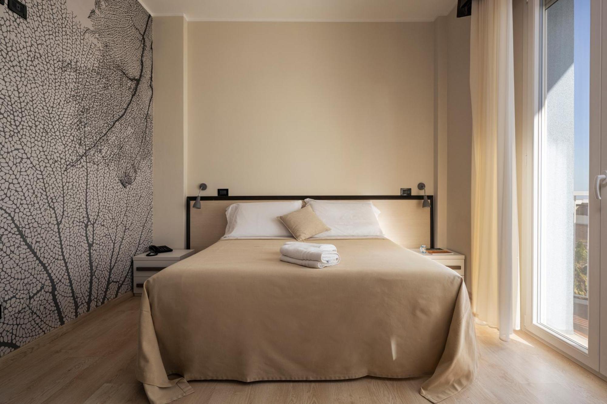 Mondial Hotel