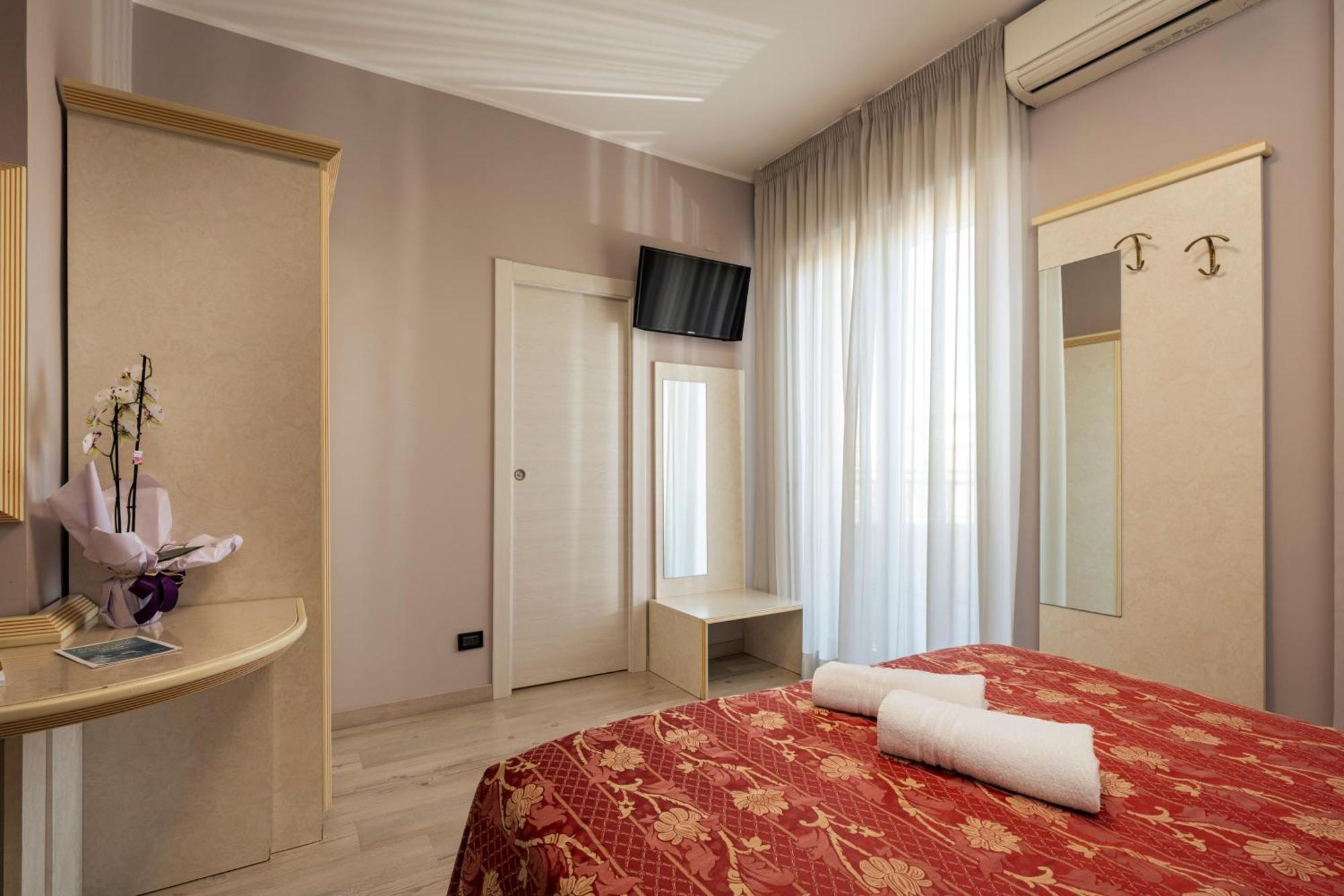 Mondial Hotel Porto Recanati
