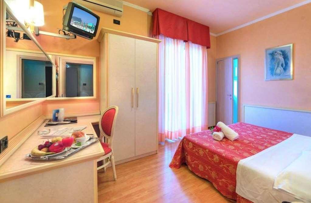 Hotel Mondial 3*